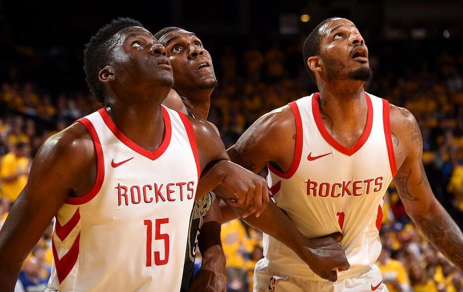 禁区前二点 禁区前二点