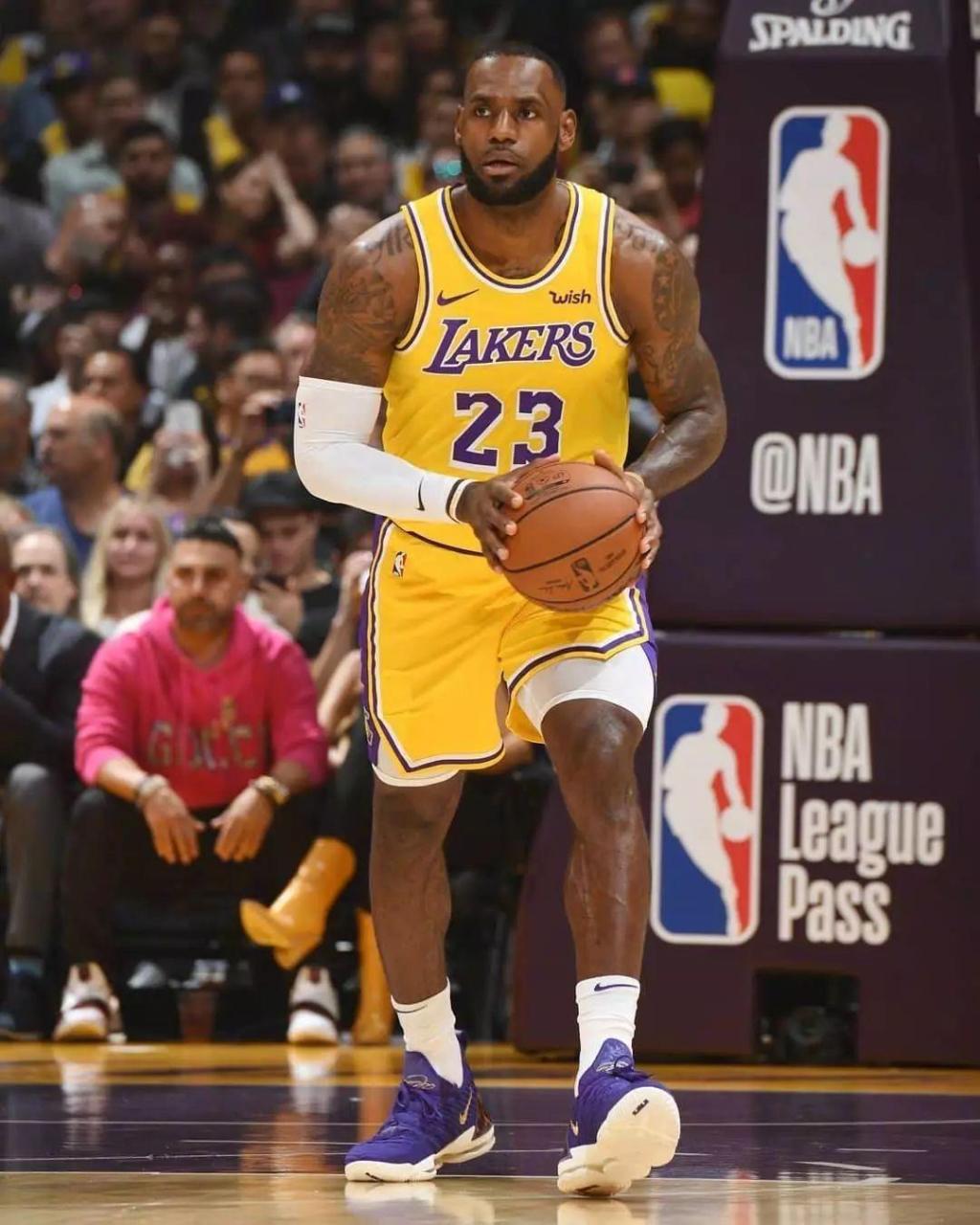 强度红利 强度红利